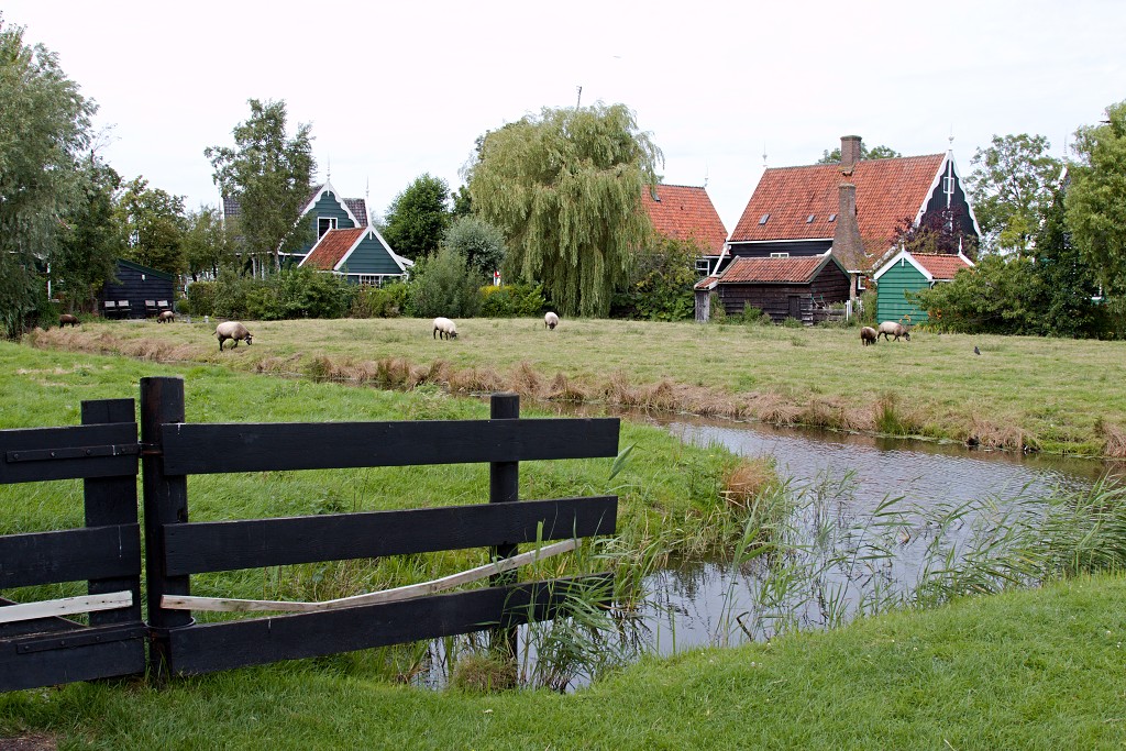 zaanse schans zaandam hdr zaanstad erfgoed unesco erfgoedlijst museum molens molen Albert Heijn attractie klompen polder